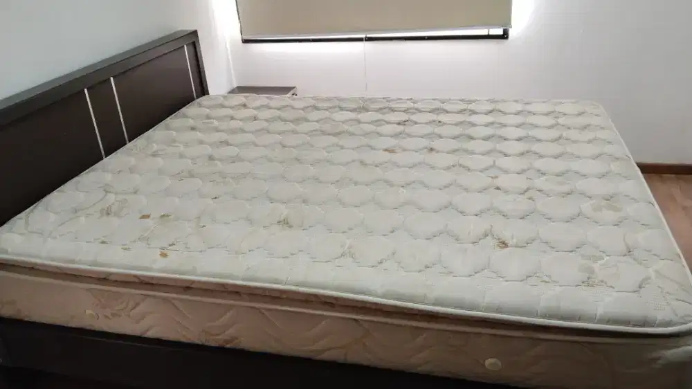 Springbed ukuran 160x200 dan 100x200 very good condition