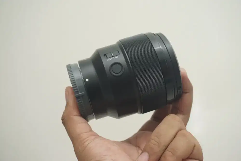 SONY FE 85mm F1.8 Lensa FIX Fullframe 85 mm F/1.8 Mirrorless