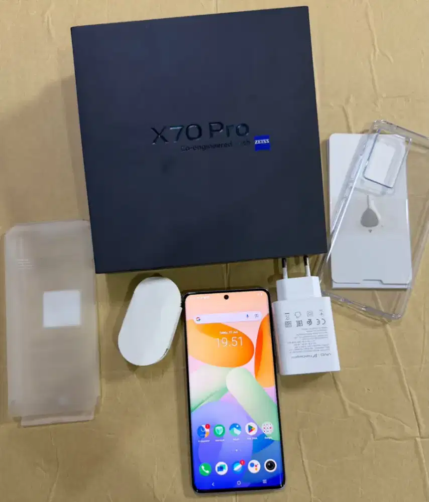 Vivo X70 Pro 12/256GB 5G Zeiss Optic Lens Garansi Resmi Fullset
