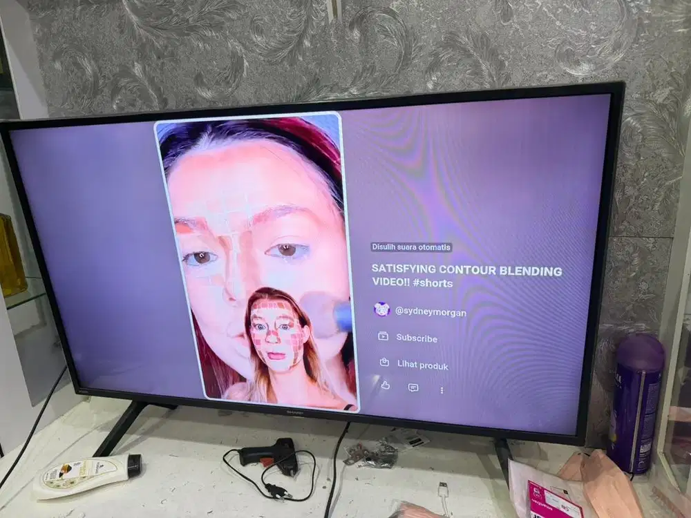 Tv sharp 42 inchi bagus mulus terawat
