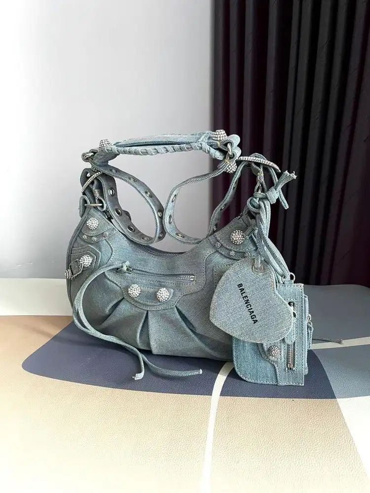 BALENCIAGA CAGOLE
