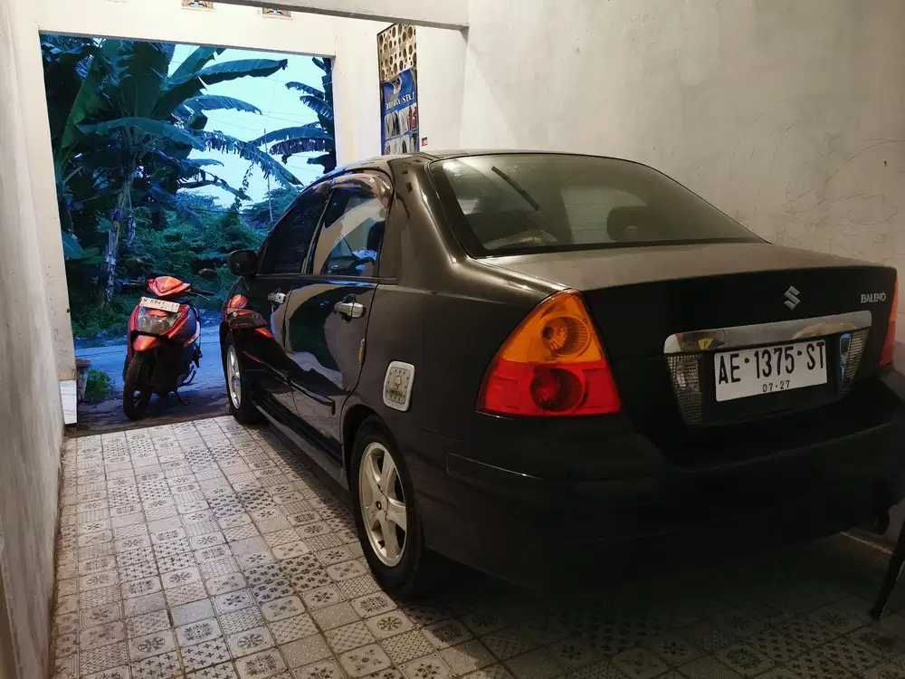 Suzuki Baleno 2004 Bensin
