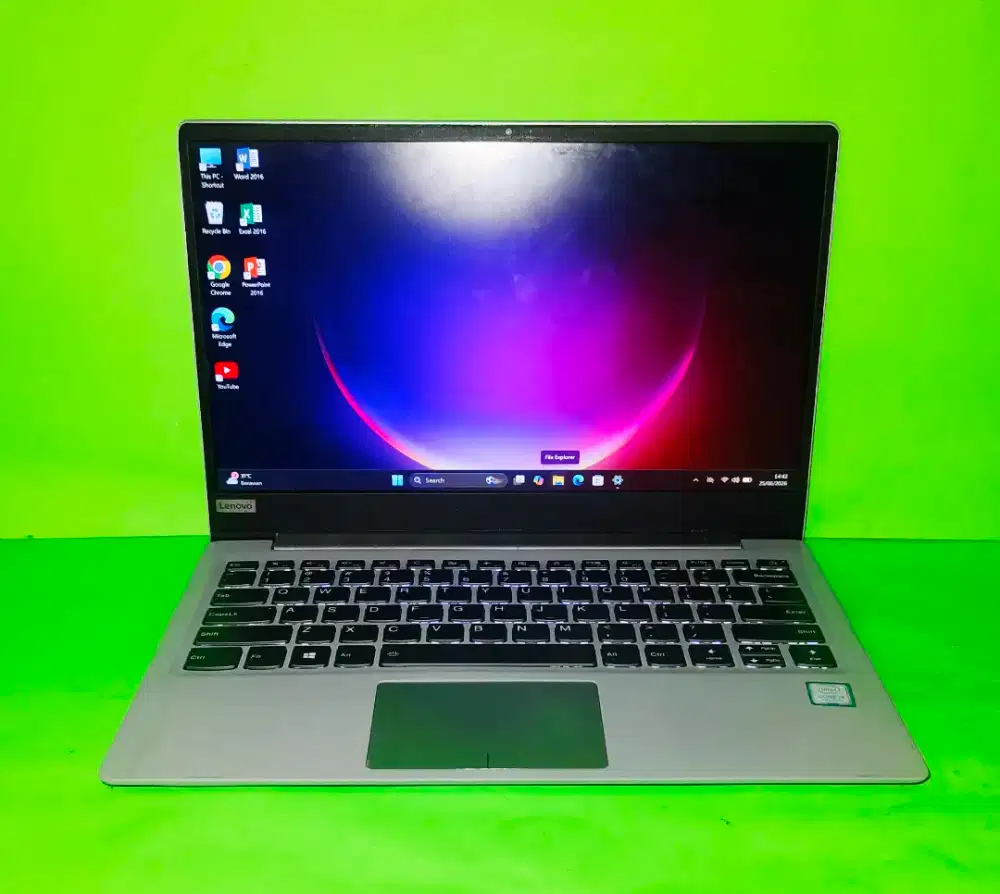 Forsale, Laptop Lenovo Core i3 Ram 4GB, SSD, Keyboard Backlit