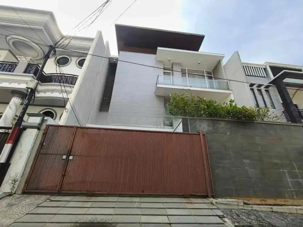 Rumah 3 lantai Siap Huni di SUNTER PARADISE 1 Sunter Jakarta Utara