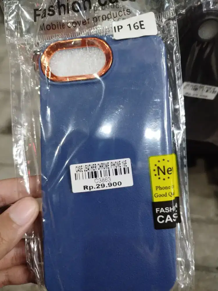CASE LEATHER CHROME IPHONE 16E