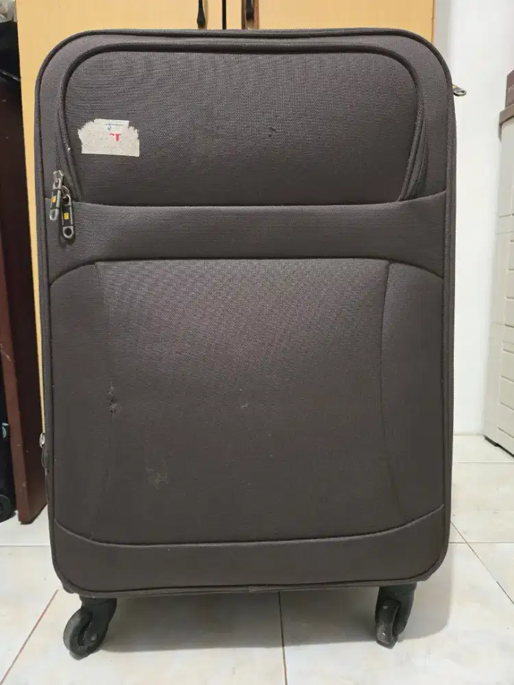 (Preloved) Koper President 28 Inch