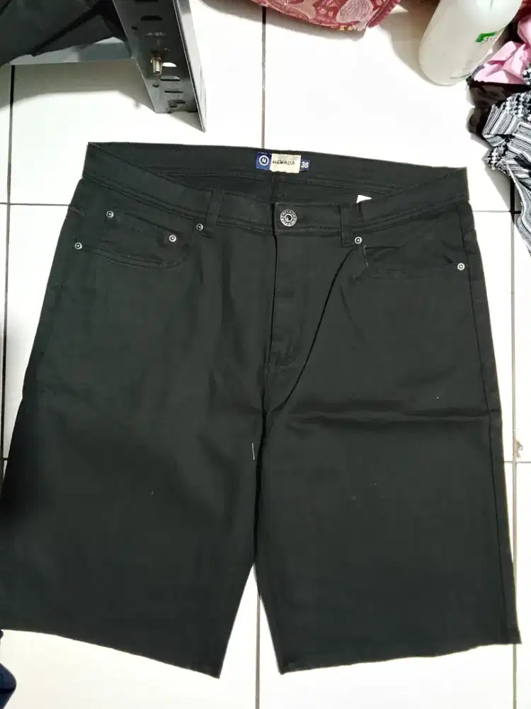 Nevada size 36, kondisi baru, jual 100k