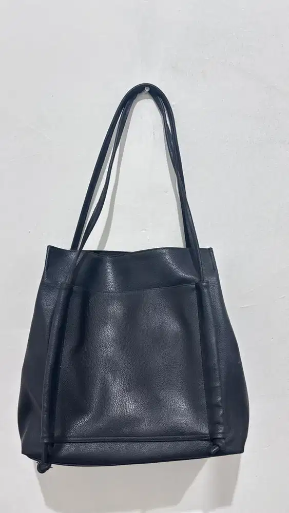 Nubuk bags dan local.id bags