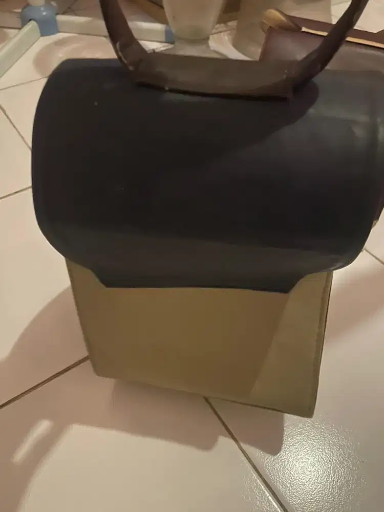 tas baru tenteng