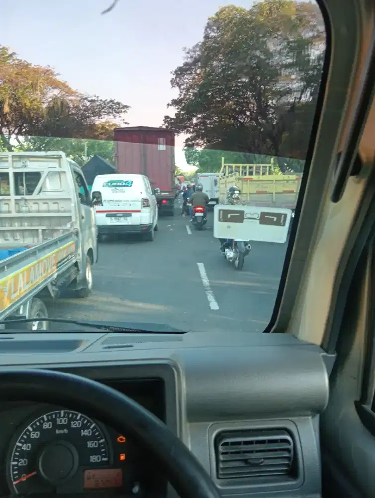 di cari lowongan driver