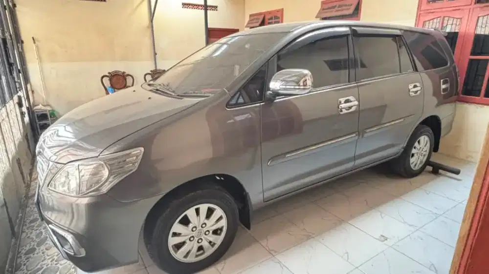 Kijang innova 2014