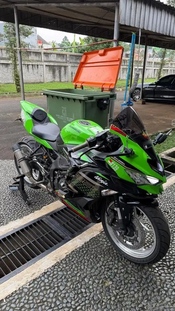 ZX-25R - Kawasaki Ninja ZX-25R  (2021)