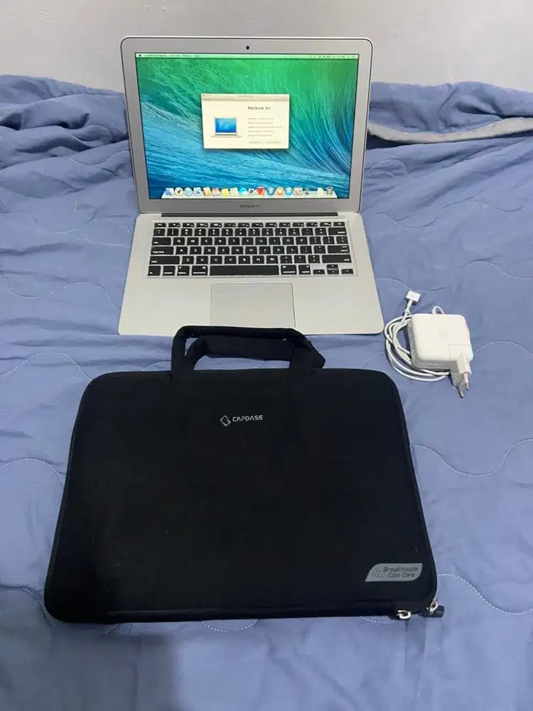 Macbook Air 2013 Core i5 Ram 4gb Ssd 128gb Mulus terawat original
