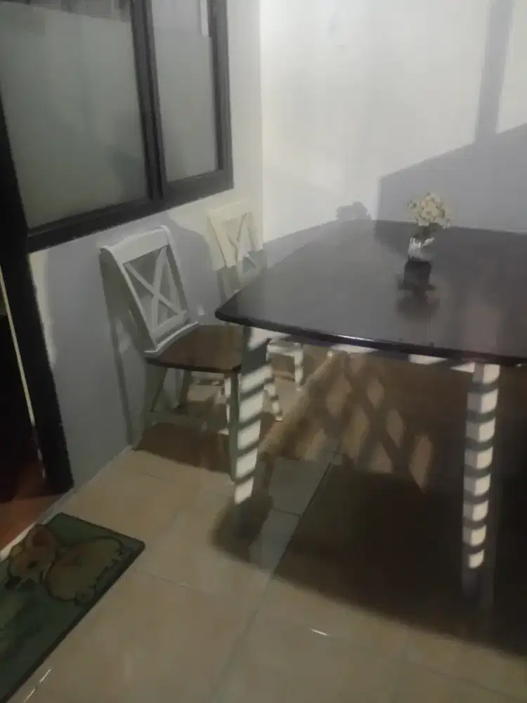 Dual meja makan ikea