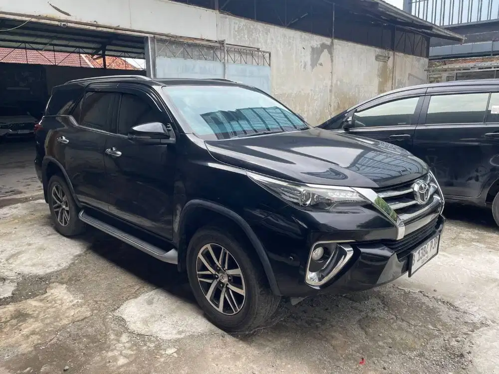 Toyota Fortuner 2.4 VRZ 2019 A/T (CASH)
