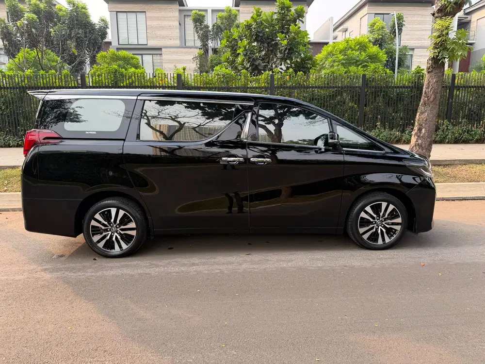 toyota alphard 2023 km14rb!full ori!stnk atas nama pribadi!reg 2022