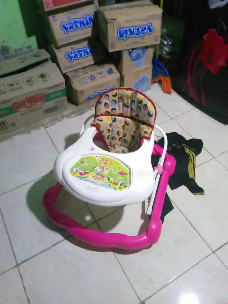Dijual baby Walker pak ditoarbisusilo hubungi