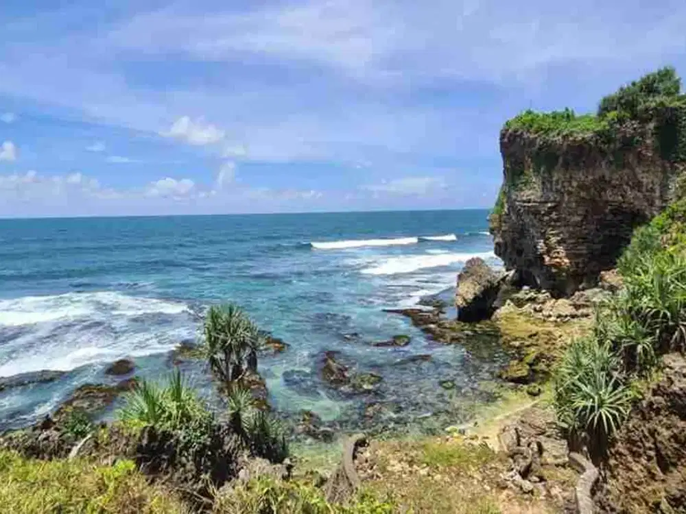 Kesempatan memiliki tanah seluas 47.569 m² di kawasan wisata Gunung Kidul, Yogyakarta