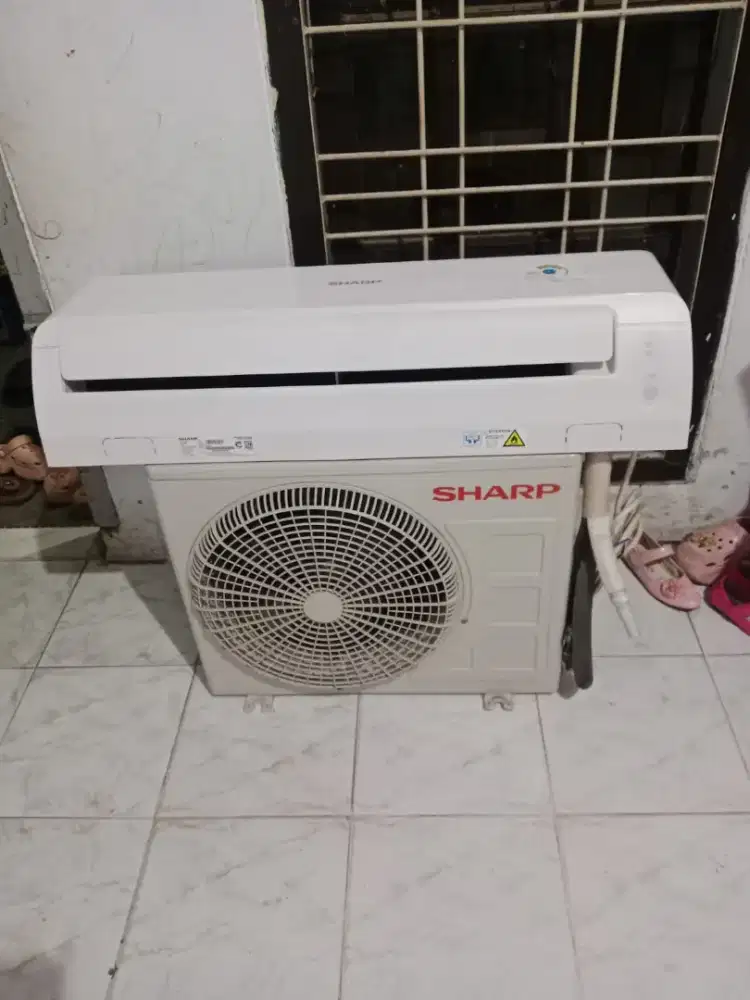 Dijual AC setengah pk merek Sharp siap pasang dan bergaransi