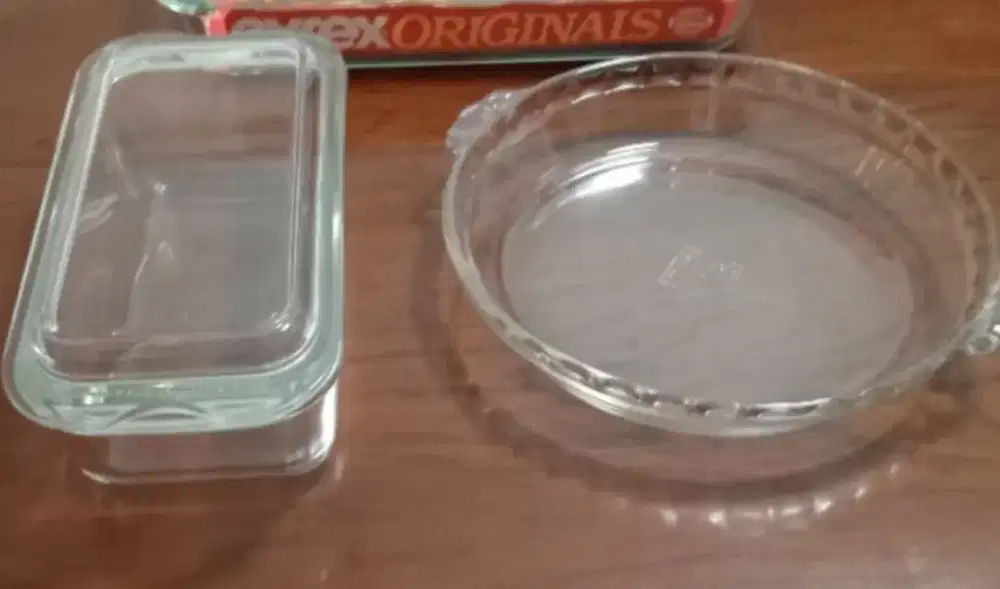 2Wadah Saji Pyrex
