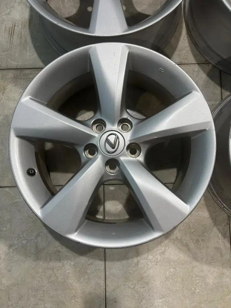Velg PCD 5x114 Ring 18 Ring18 R18 R 18 Original Lexus RX270 RX 270