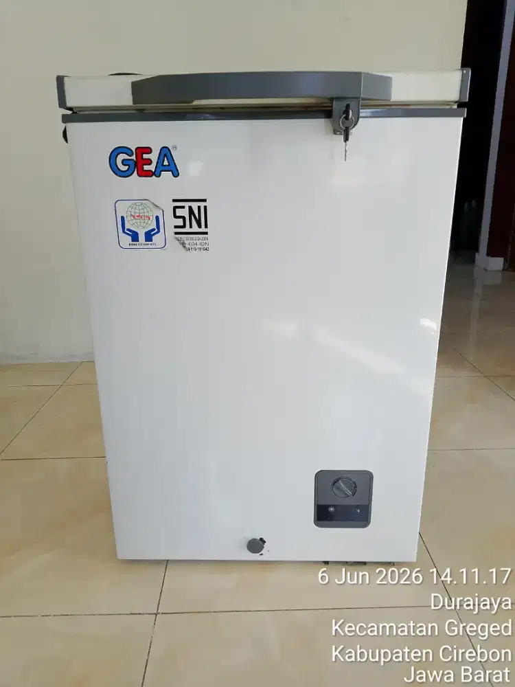 JUAL CEPAT FREEZER GEA