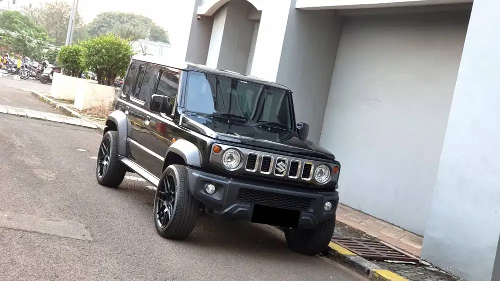 [ ANTIK LOW KM ] Suzuki Jimny 1.5 5 Door 4x4 AT 2024/2025