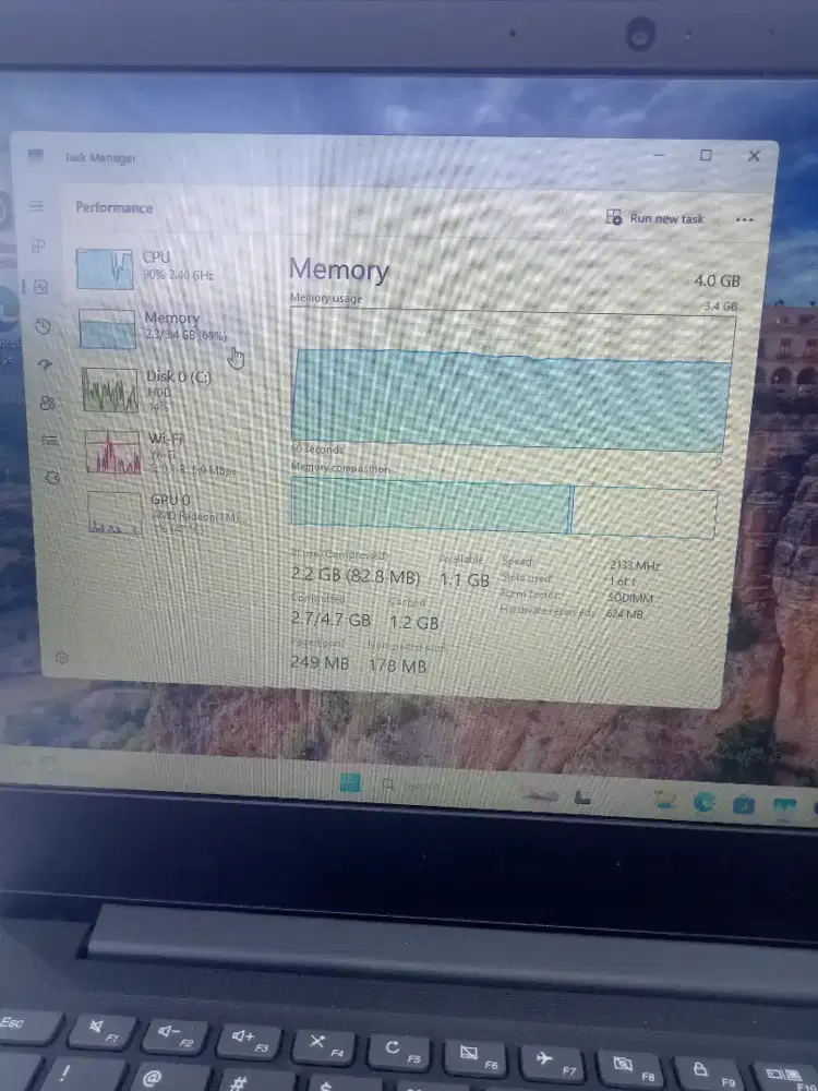 Asus vivobook 14 x441MA Celeron n4000 ram 4 GB HDD 1 TB win11