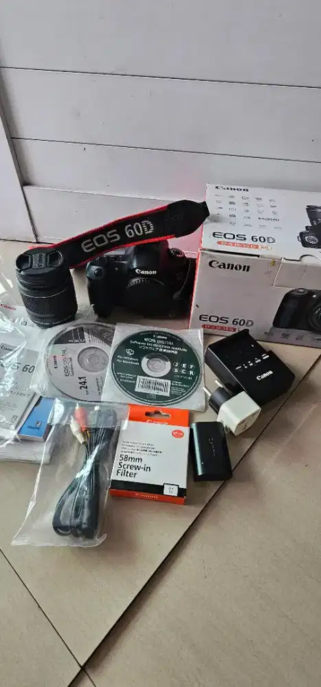Canon EOS 60D + EF-S 18-55mm IS Lens (Fullset) – Preloved
