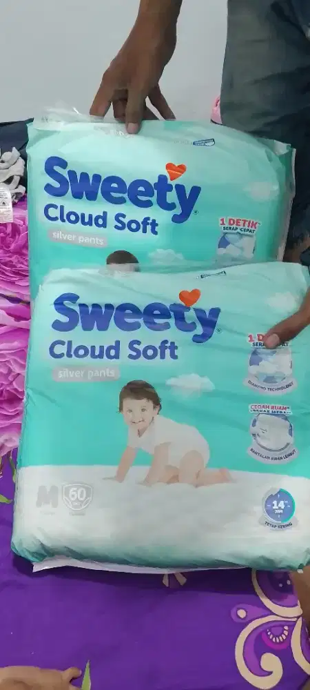 Pampers sweety silver pants size M