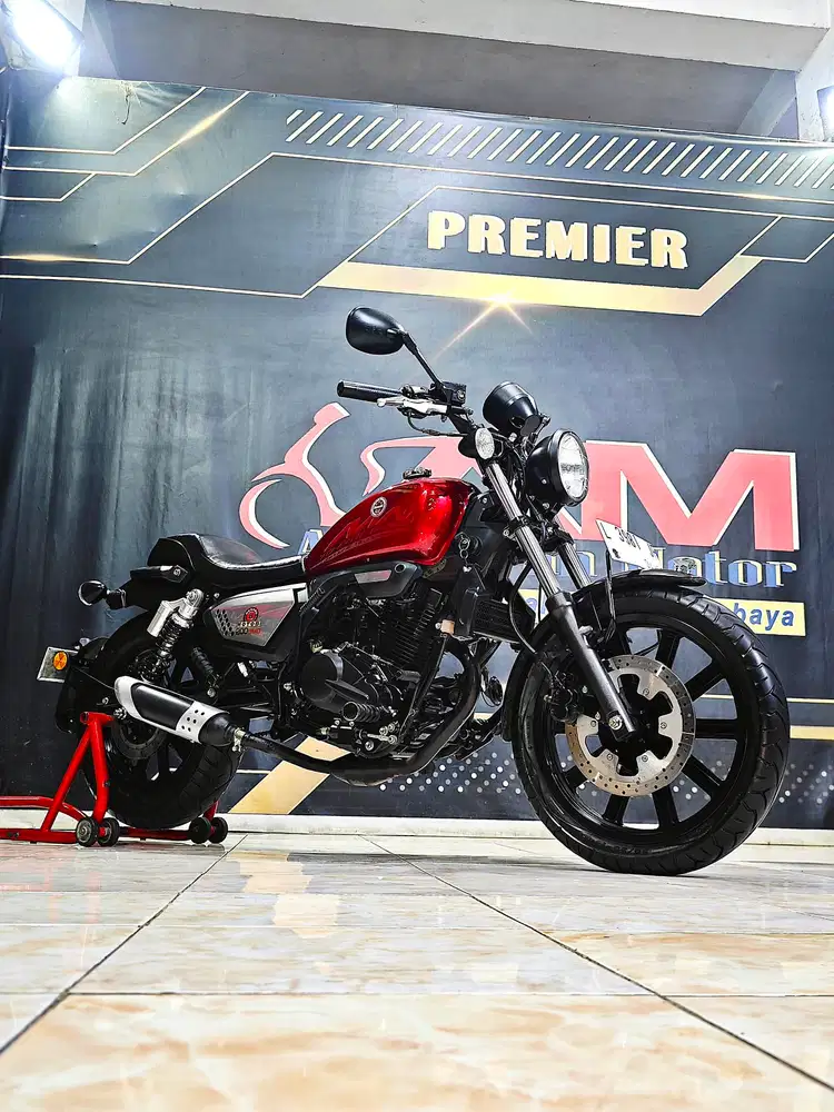Benelli Evo 200 th. 2022 km.9rb retro keren.Anugerah motor rungkut