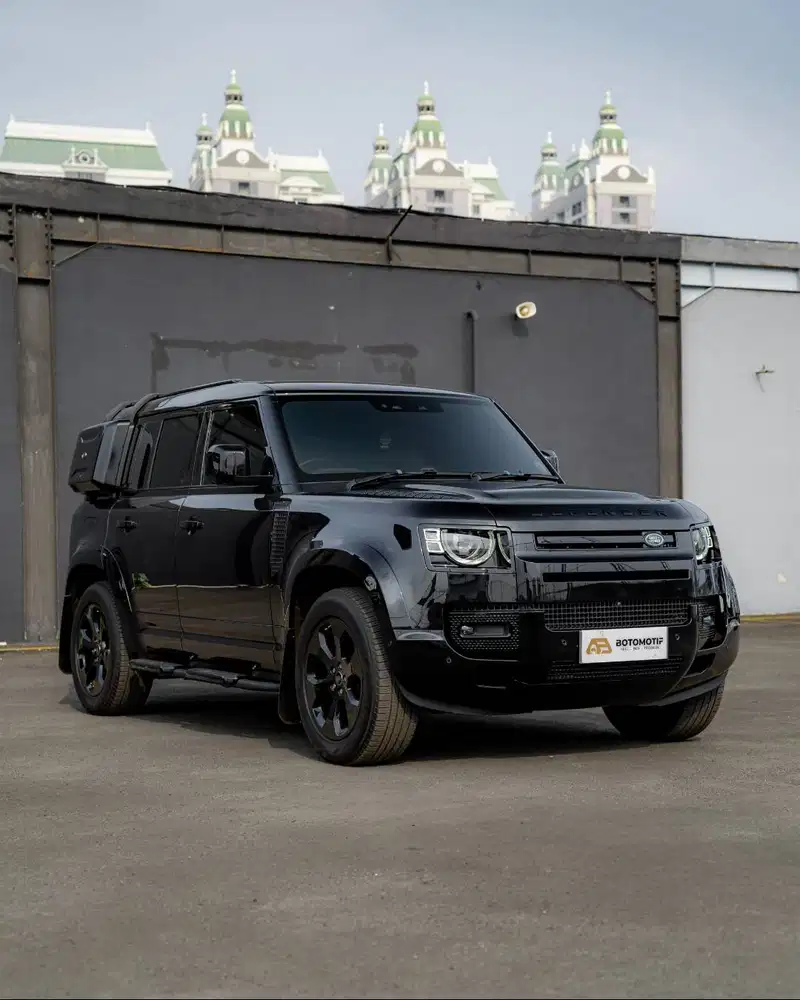 Land Rover Defender 110 X-Dynamic SE 2.0 P300 4-Seater 2022