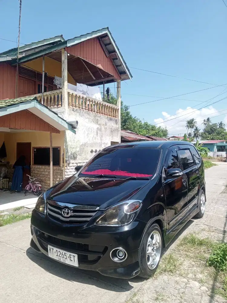 Toyota Avanza Type S 2010 Metic