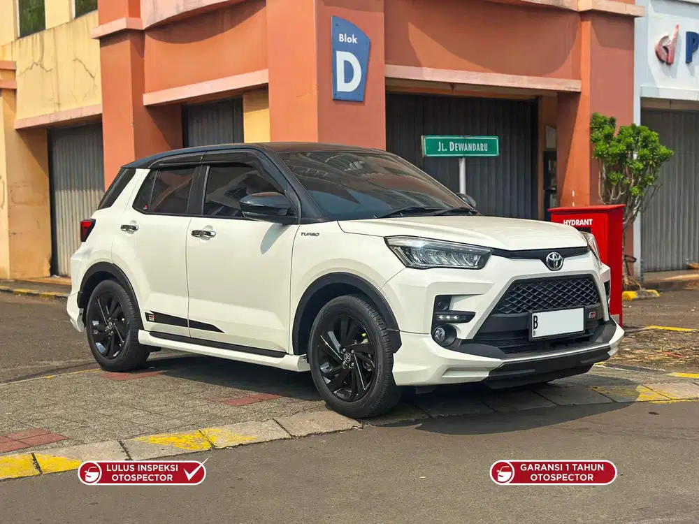 Km 3000 Raize 1.0 GR Turbo 2023 Tss matic putih new toyota two tone