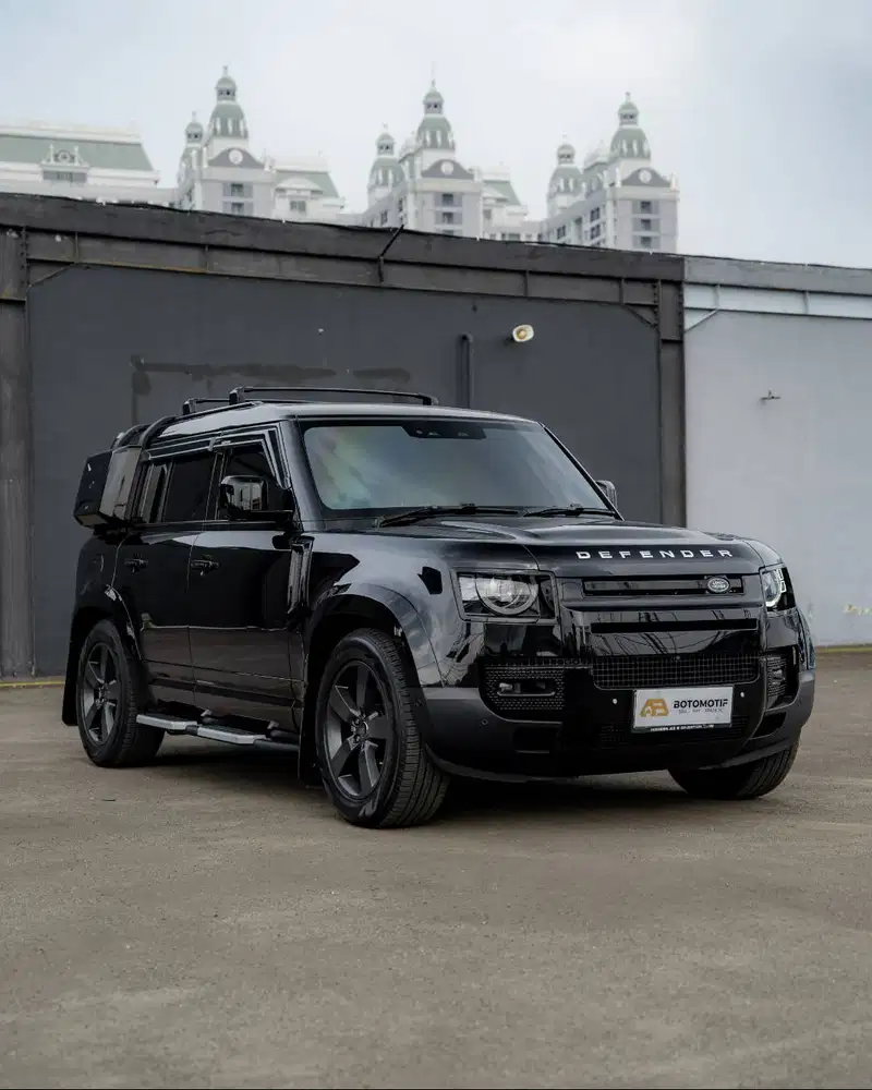 Land Rover Defender 110 X-Dynamic SE 2.0 P300 Black 2023