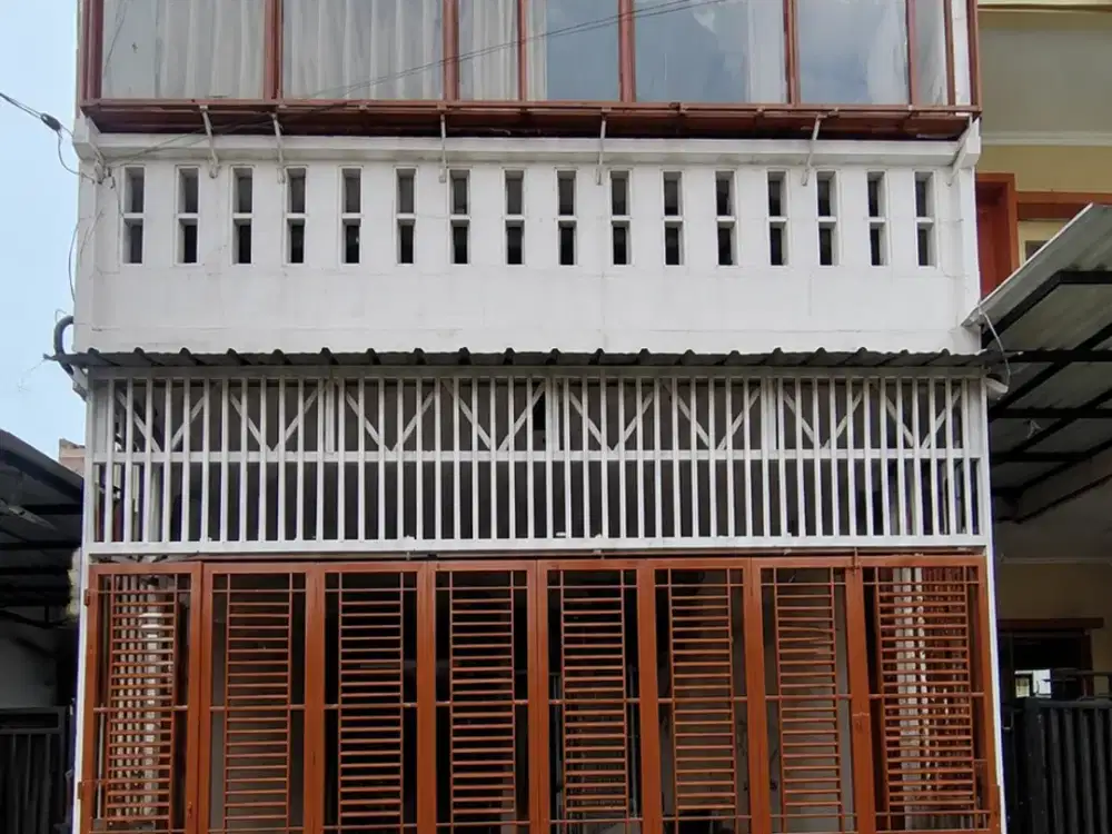 Dijual Cepat Rumah Baru 4 Lantai Grand Poris | 6+1 Kamar | Harga Spesial