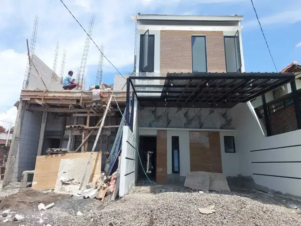 Rumah 2.5 Lantai  Lokasi Pepe Sedati Juanda Sidoarjo