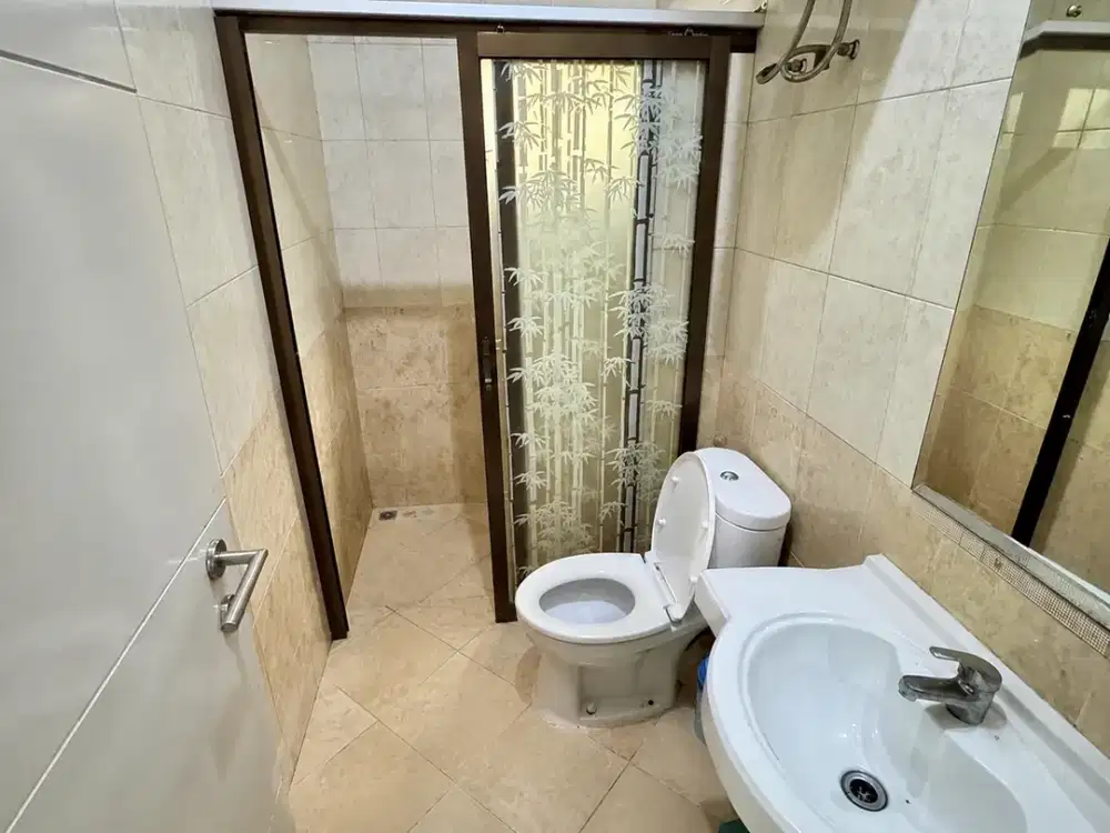 Dijual Cepat Rumah The Green BSD – Siap Huni 3 Kamar Tidur LB ±200 Harga Nego