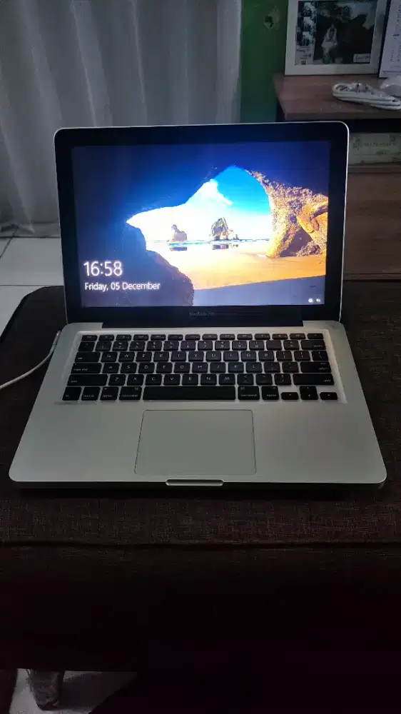 Macbook Pro 2011 core i5 mulus