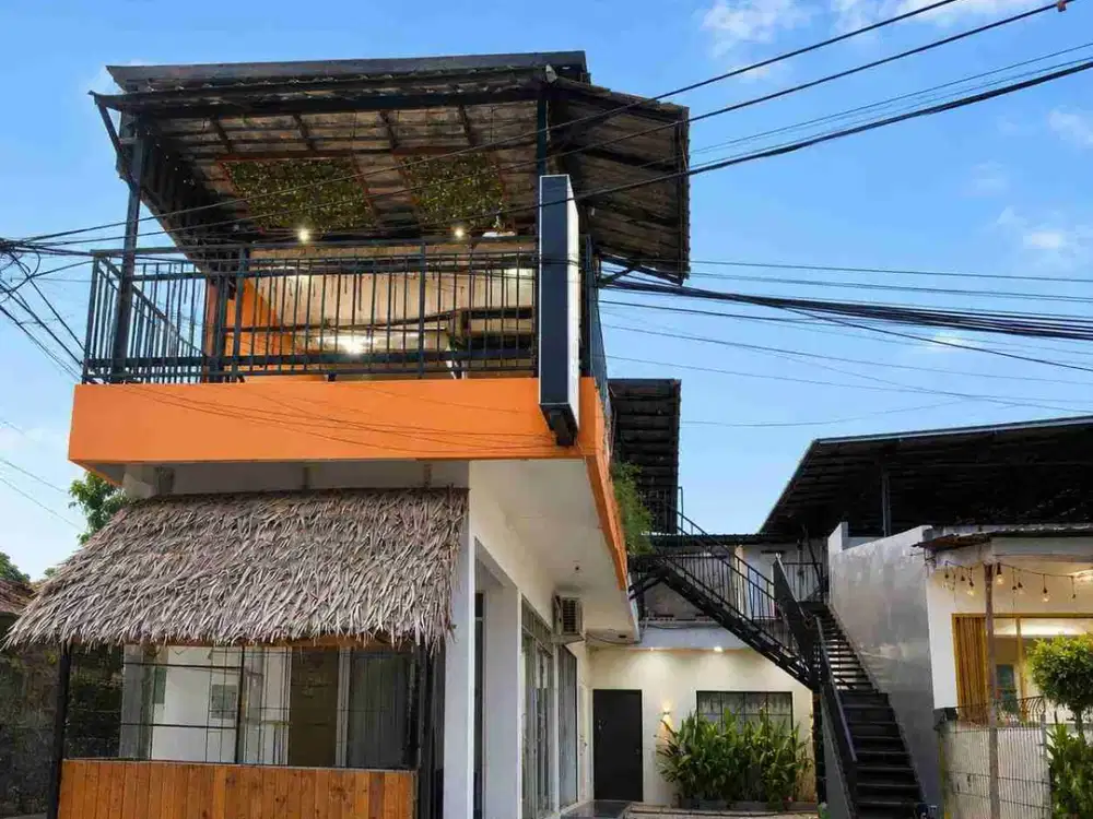 Investasi Langka! Rumah Tinggal + 4 Ruko, Kontrakan & Kos dengan Passive Income di Depok