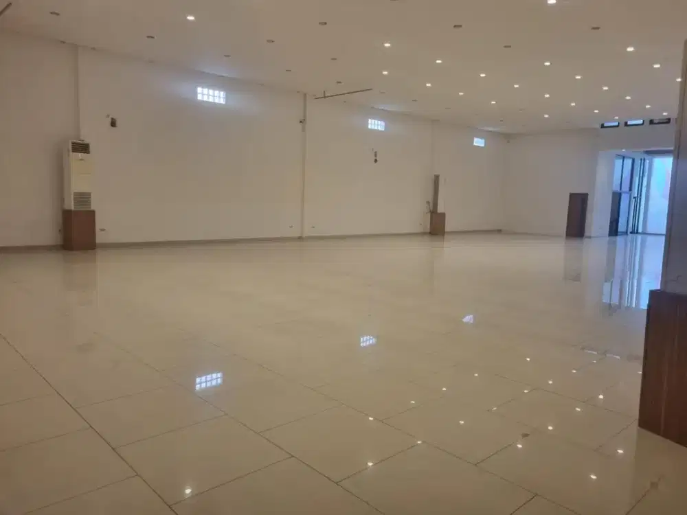 Gedung Serba Guna Siap Pakai di Jalan BKR Bandung