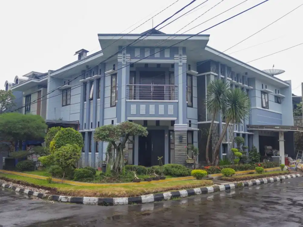 Rumah Hoek Murah Strategis di Komplek Padmae Regency Bandung
