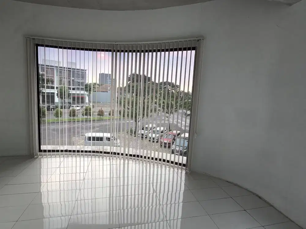 THE ROYAL 55 OFFICE