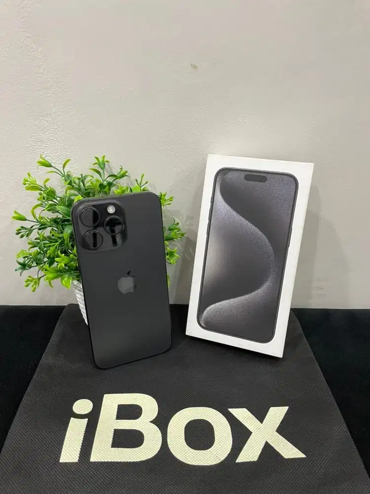 IPhone 15 ProMax 256GB iBox Black mulus Fullset Ori BH 85% Permanent