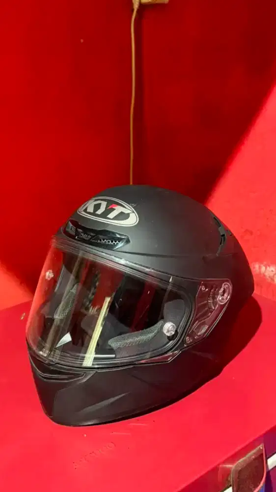 Helm kyt tt course