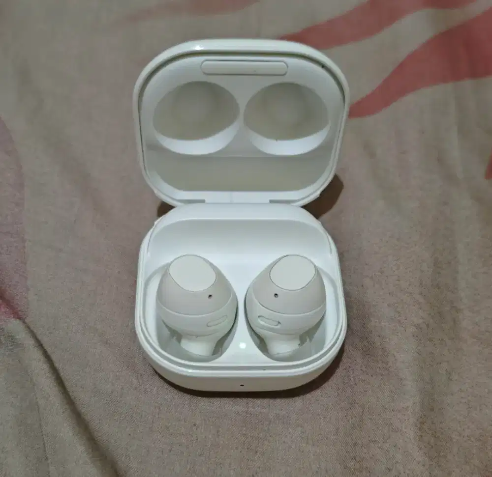 Samsung Galaxy Buds FE