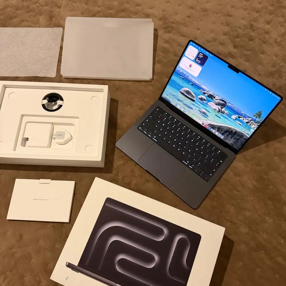 Macbook Pro M5 Max 36/2TB Space Black Fullset BNOB Garansi 1 Tahun
