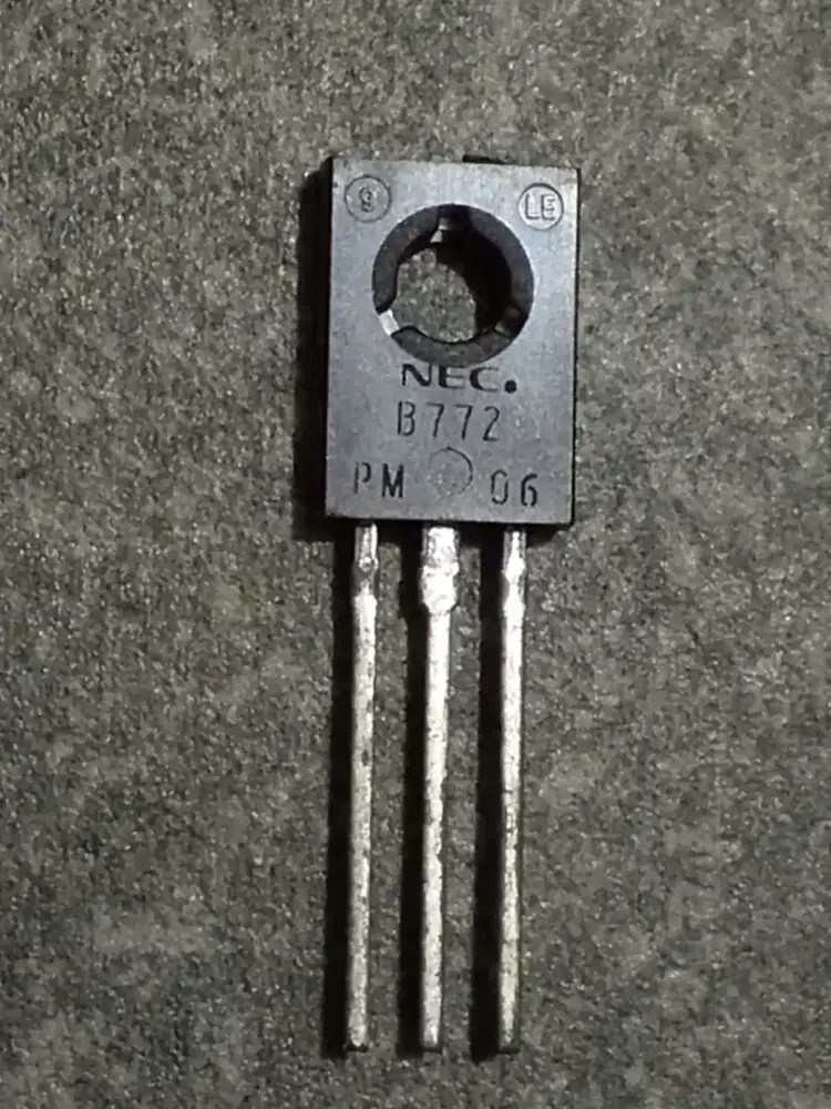Transistor B772