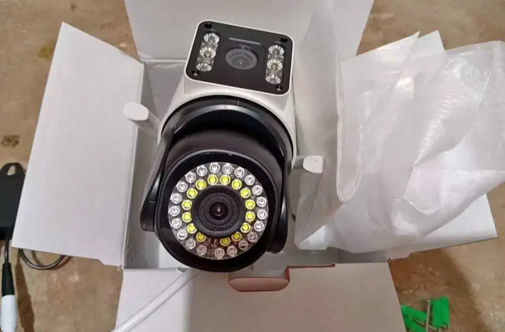 Di jual cctv wifi LKP dan original  bisa pakai dan pasang langsung