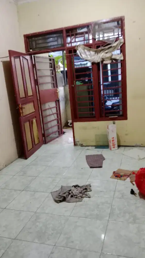 Rumah di kontrakan / di sewakan Pertahun